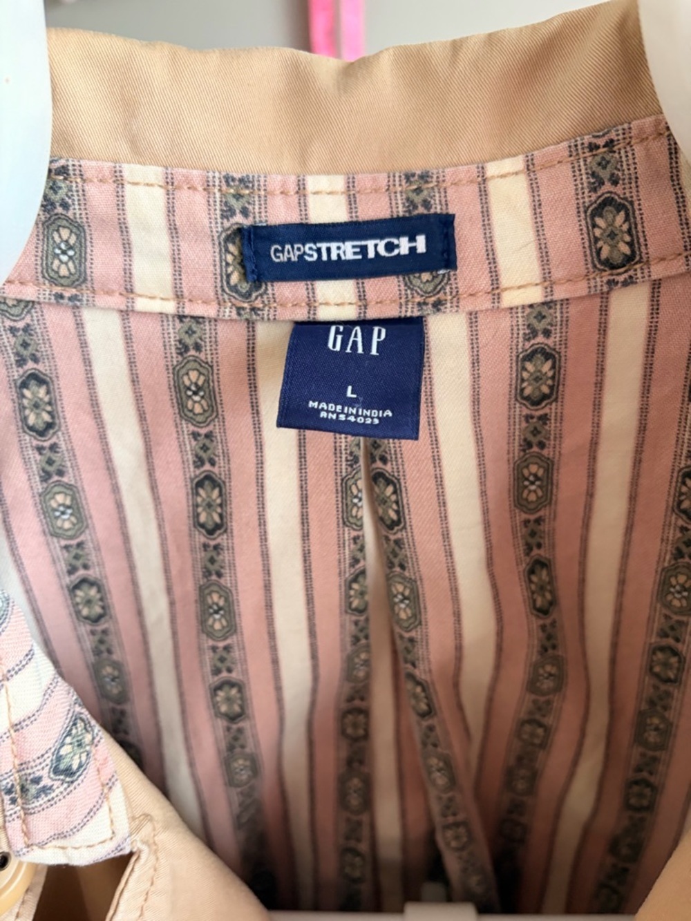 GAP Women's Beige Double-Breasted Trench Jacket - Picture 3 of 9